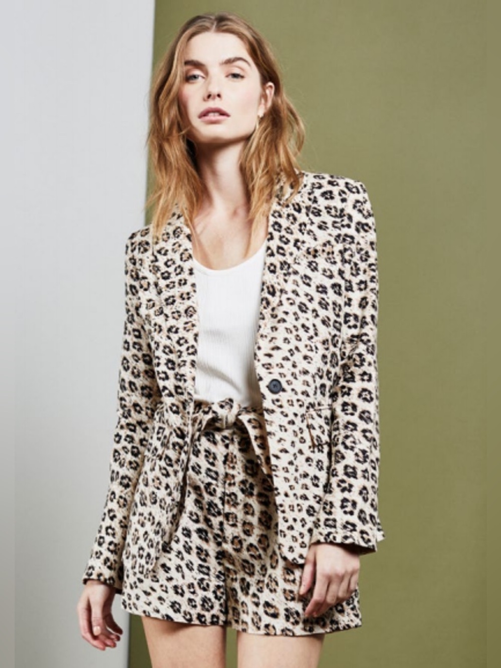 JOIE Anilah 100% Linen Leopard Print Blazer Jacket in Cappuccino Beige